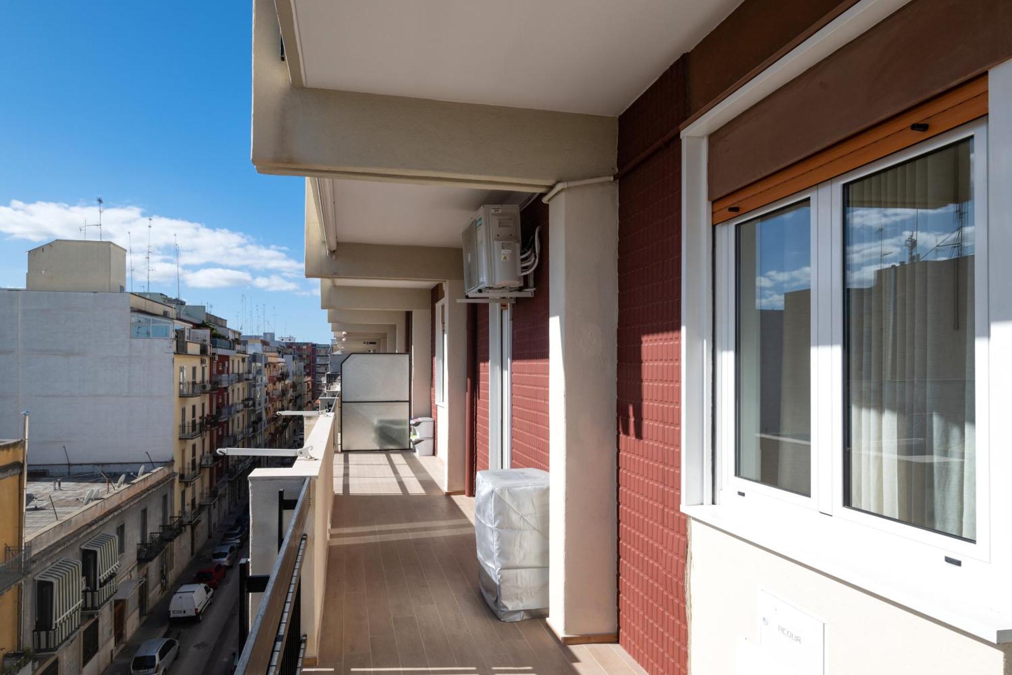 New Elegant 2 Bedroom Apt. Near Parco 2 Giugno Bari Esterno foto